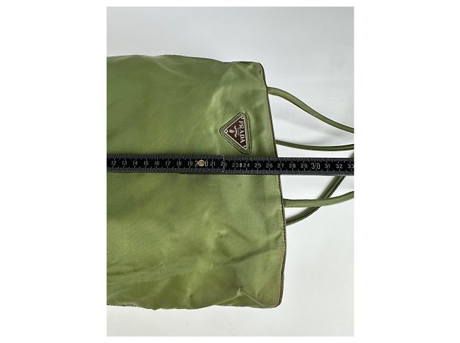 Tote Vintage Prada Dreiecks-Polyester-Tasche grün - Ansicht 13
