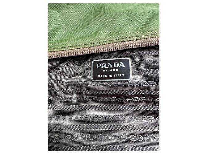 Tote Vintage Prada Dreiecks-Polyester-Tasche grün - Ansicht 7
