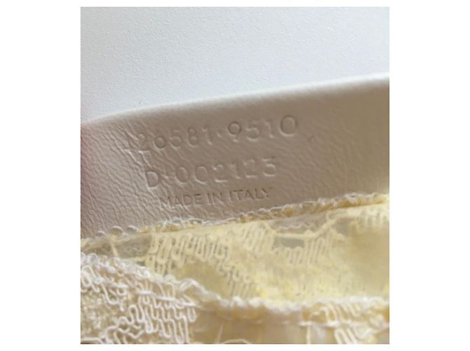 Bolsa shopper assinada Balenciaga em renda marfim/creme. - vista 6