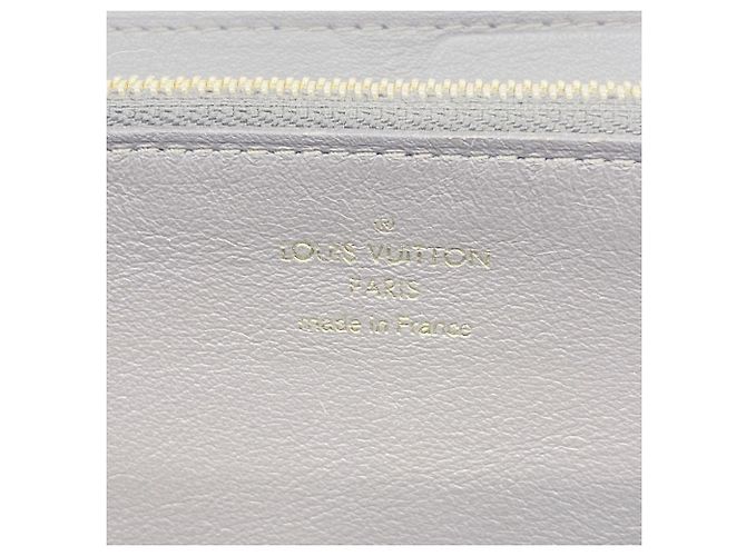 Capucines Louis Vuitton Langer Geldbeutel in Galle - Ansicht 4
