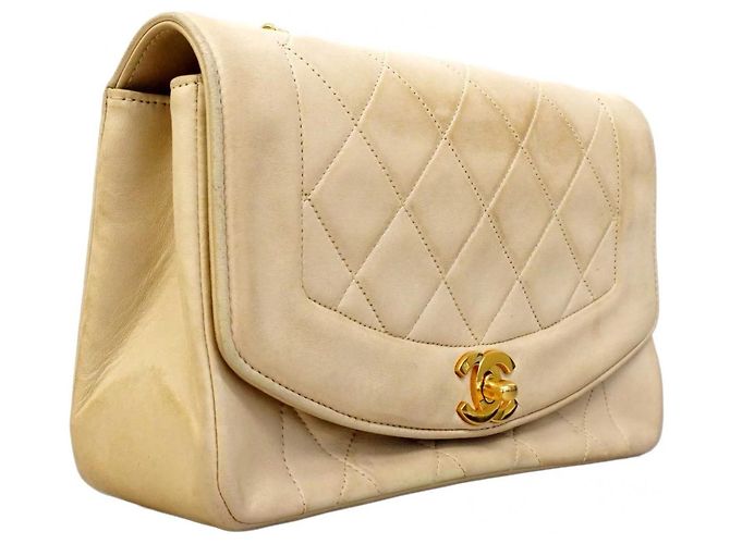 Borsa a Spalla Chanel Diana con Catena Beige - vista 2