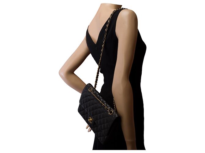 Bolsa CHANEL Timeless/Classique em Couro Preto - 103437 - vista 13
