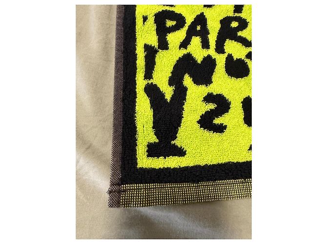 Louis Vuitton Gym Fitness Towel Stephen Sprouse Graffiti Black Yellow - view 11