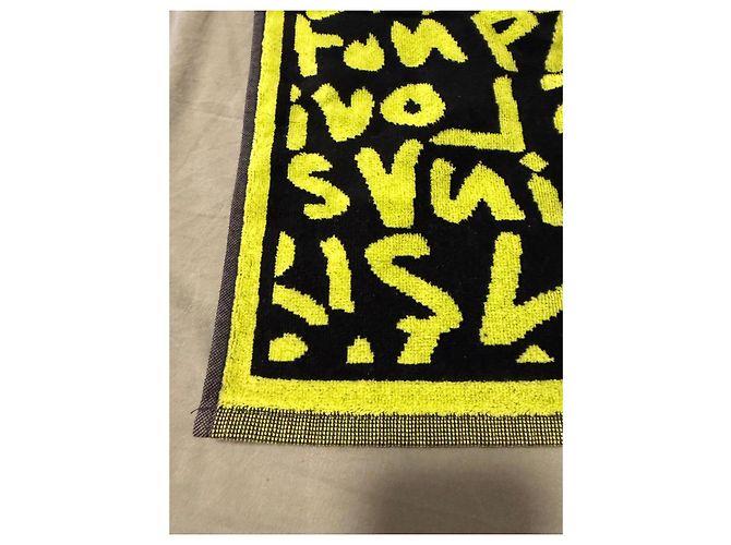 Louis Vuitton Gym Fitness Towel Stephen Sprouse Graffiti Black Yellow - view 14