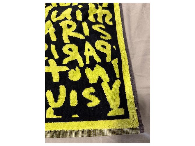 Louis Vuitton Gym Fitness Towel Stephen Sprouse Graffiti Black Yellow - view 3