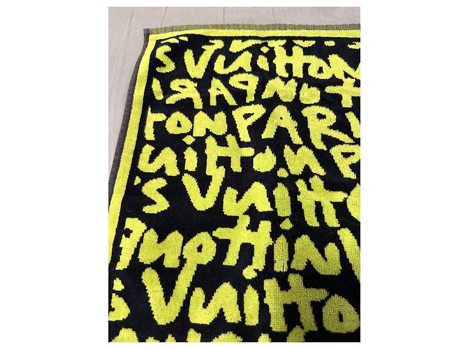Louis Vuitton Gym Fitness Towel Stephen Sprouse Graffiti Black Yellow - view 5
