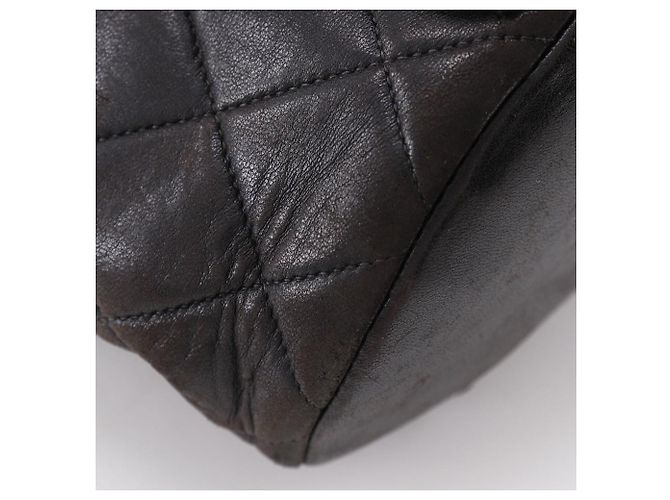 Chanel Matelassé Lammfell Rucksack Schwarz - Ansicht 7