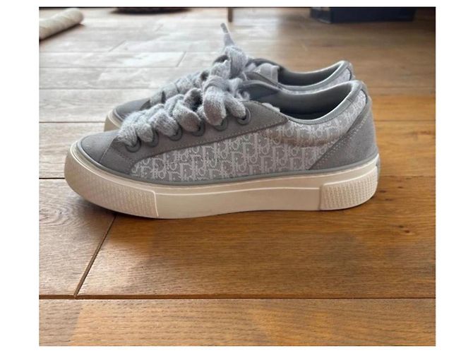 Christian Dior Baskets Dior B33 Tennis Suede & Canvas - Taille 41, Gris/Blanc - vue 2