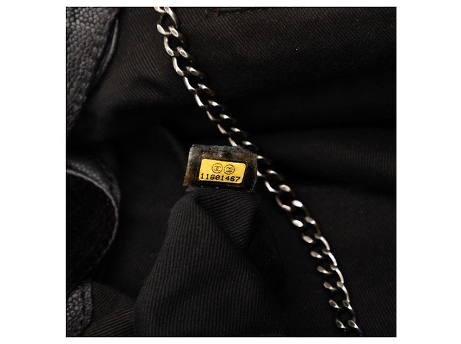 Borsa Bowling Reissue 2.55 in Caviar Nero Grande di Chanel - vista 6