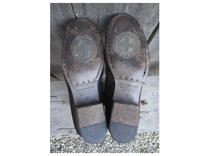 Botines Fiorentini+Baker de Nubuck Negro - vista 5
