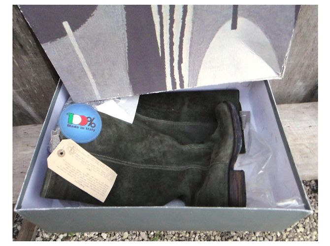 Botas Fiorentini+Baker Fabula Old Trafford Verde Oliva Ante - vista 3