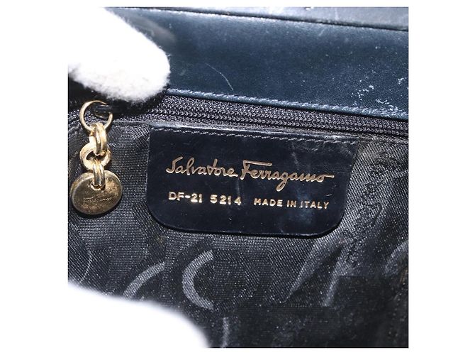 Borsa a mano Vala in pelle blu navy e oro di Salvatore Ferragamo Auth hk3588 D'oro - vista 12