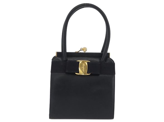 Borsa a mano Vala in pelle blu navy e oro di Salvatore Ferragamo Auth hk3588 D'oro - vista 13