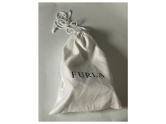 Bolso cruzado mini Metropolis en cuero fucsia de Furla Rosa - vista 11
