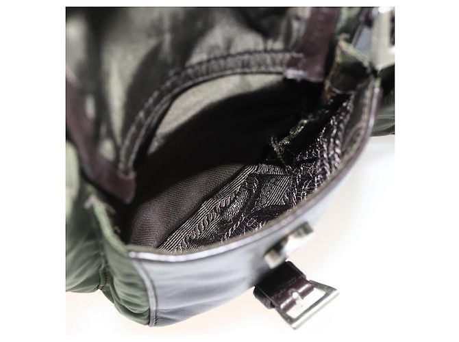 PRADA Rucksack aus Nylon grün silber authentisch bs34256 - Ansicht 25