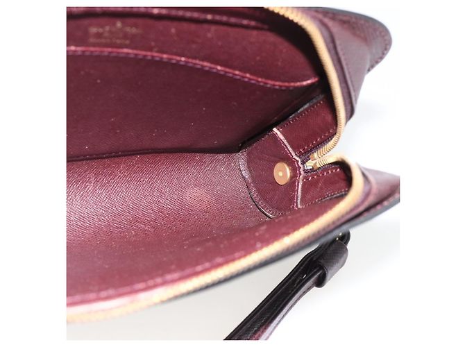 LOUIS VUITTON Taiga Baikal Clutch Bag Acajou M30186 LV Auth AMZ144 Marrone - vista 19