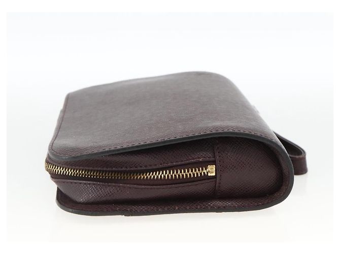 LOUIS VUITTON Taiga Baikal Clutch Bag Acajou M30186 LV Auth AMZ144 Marrone - vista 3