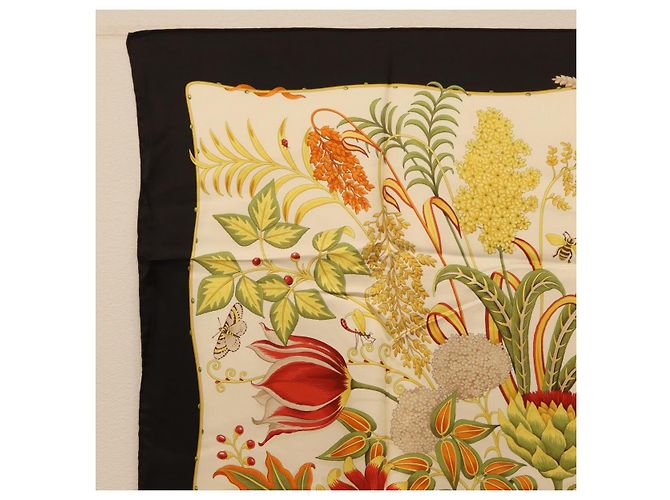 Sciarpa in seta nera Salvatore Ferragamo Auth 174683A Nero - vista 2