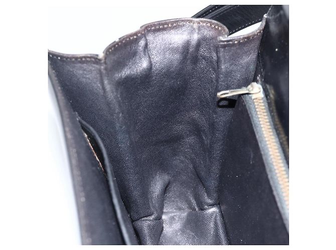 Borsa a Spalla CÉLINE Carrozza in Pelle Nera e Oro Auth INZ094 Nero D'oro - vista 18