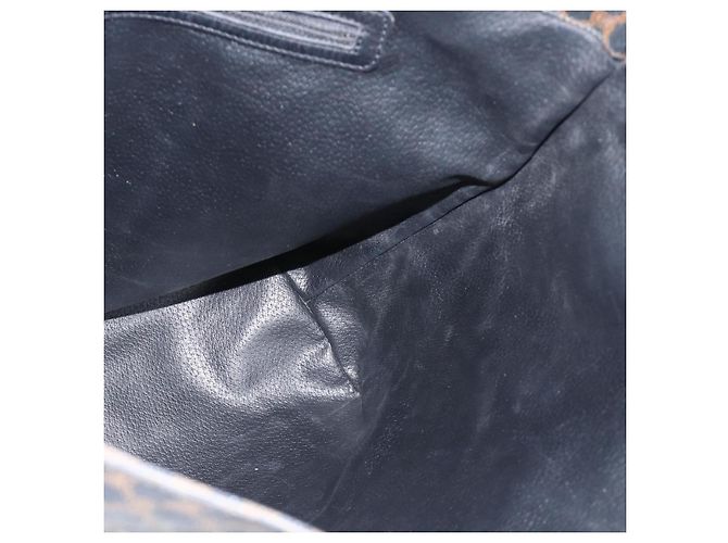 Céline Borsa tote in tela Macadam CELINE in pelle PVC nera e oro Auth YKZ828A Nero D'oro - vista 18
