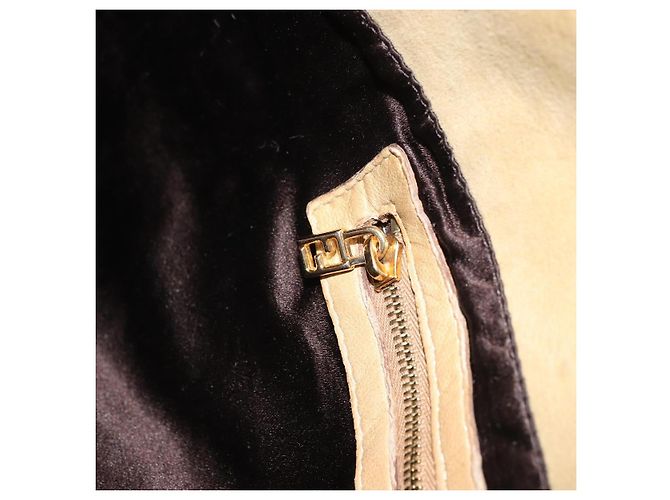 Borsa a Spalla FENDI Mamma Baguette in Camoscio Beige Oro Auth ARZ775 D'oro - vista 23