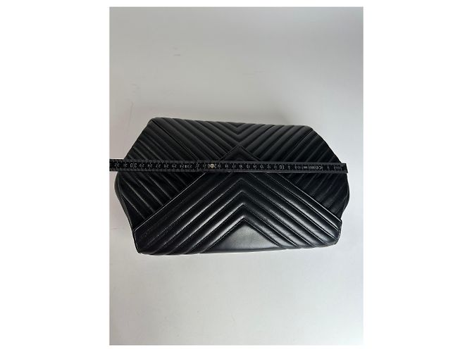 Pochette en cuir vintage Givenchy abstraite noire - vue 12