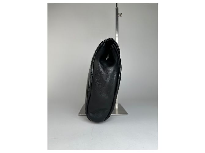 Pochette en cuir vintage Givenchy abstraite noire - vue 5