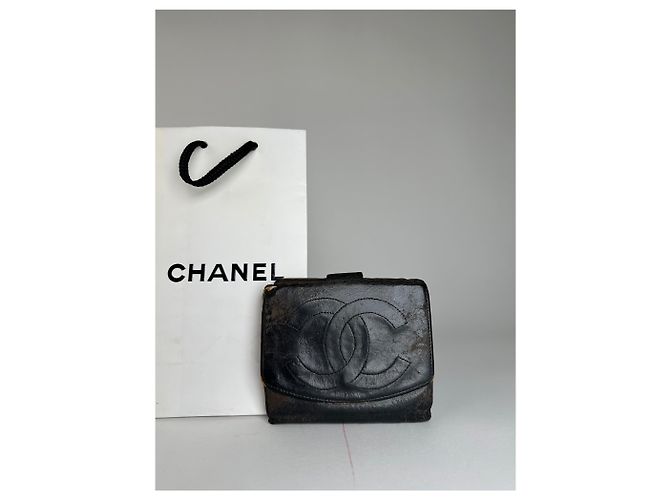 Vintage Chanel CC Leather Wallet Black - view 10