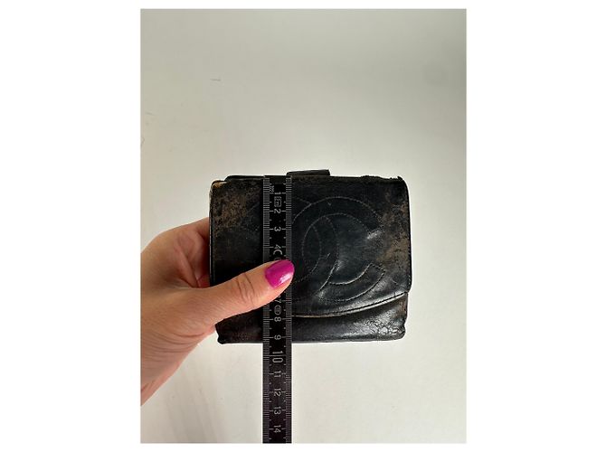 Vintage Chanel CC Leather Wallet Black - view 9