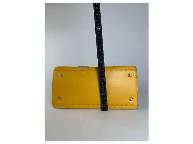 Vintage Gianni Versace Lederhandtasche Gelb Grau - Ansicht 15