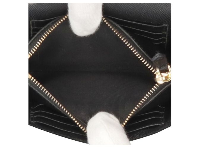 Saffiano Schultertasche von Prada Schwarz - Ansicht 7
