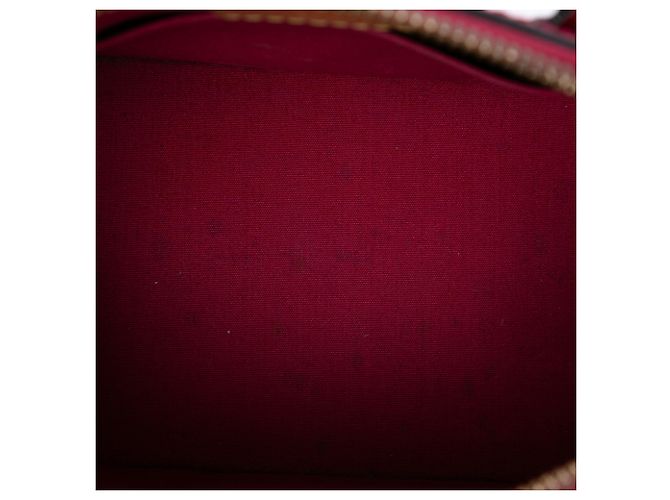 Louis Vuitton Alma BB in Vernis Monogram Rosso - vista 4
