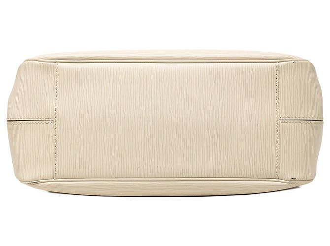 Louis Vuitton Passy PM in Epi Bianco - vista 3