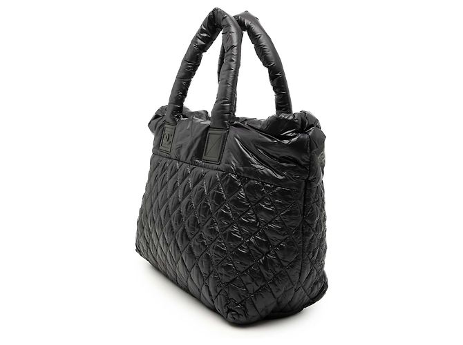 Chanel Schwarze mittlere gesteppte Nylon wendbare Coco Cocoon Tote - Ansicht 2