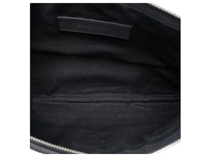 Clutch Balenciaga Motocross Classic Clip M in agnello nero e rete - vista 4
