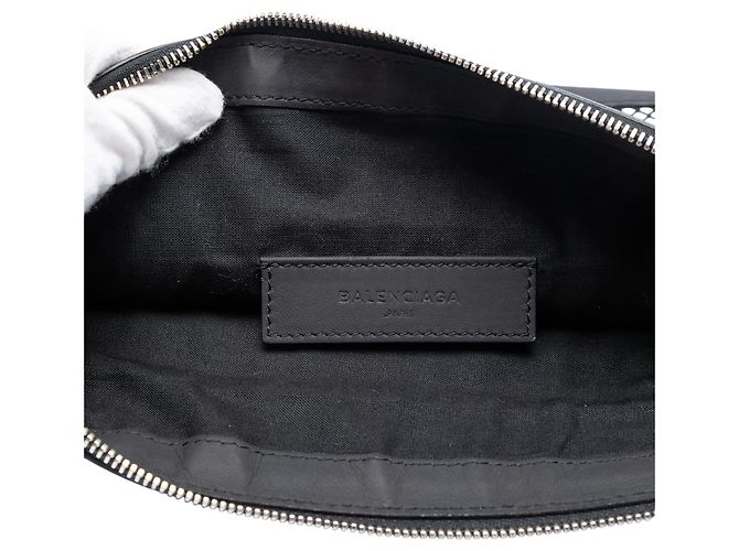 Clutch Balenciaga Motocross Classic Clip M in agnello nero e rete - vista 5