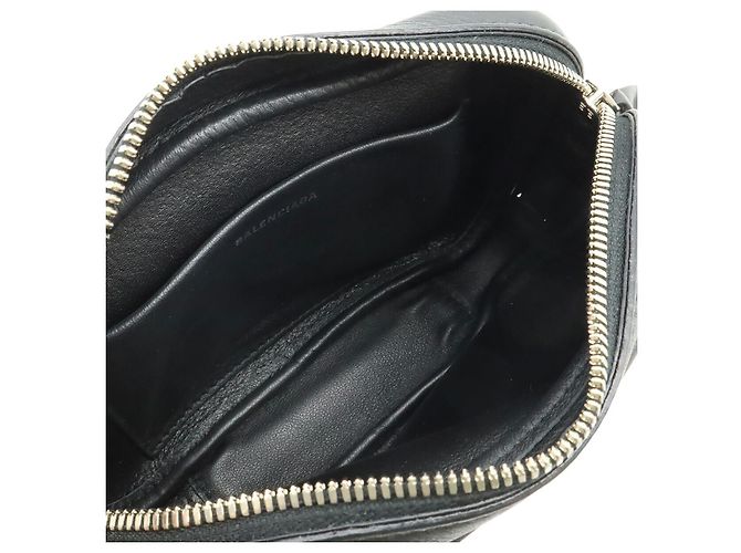 Borsa a tracolla Balenciaga Everyday Camera XS in pelle Nero - vista 7