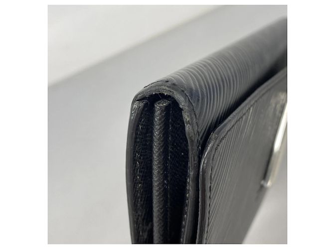 Cartera Larga Twist de Cuero Epi Louis Vuitton Negro - vista 5