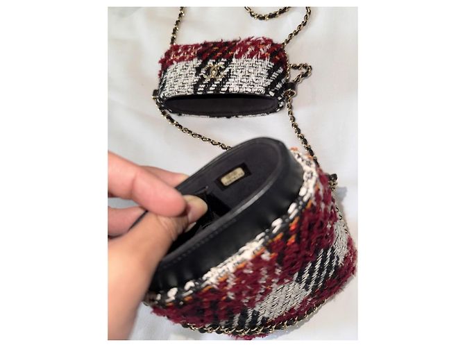 Borsa a tracolla in tweed Chanel Nero Bianco Rosso D'oro - vista 15