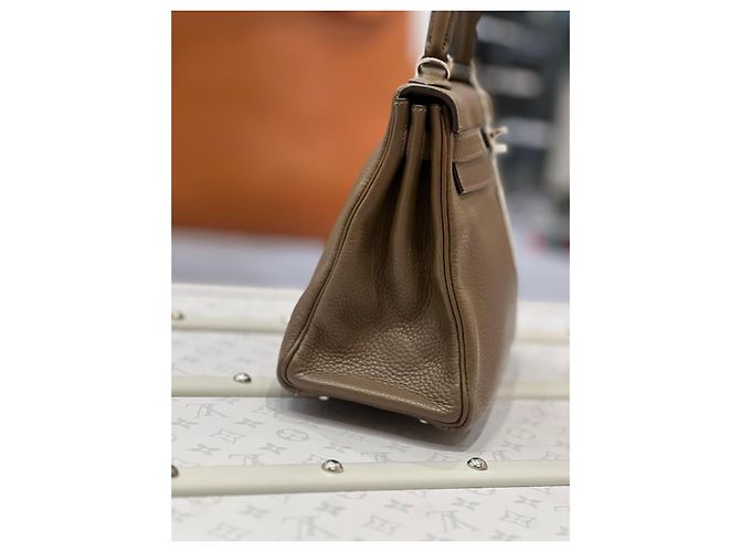 Hermès Kelly 28 in pelle togo grigio topo Grigio antracite - vista 4