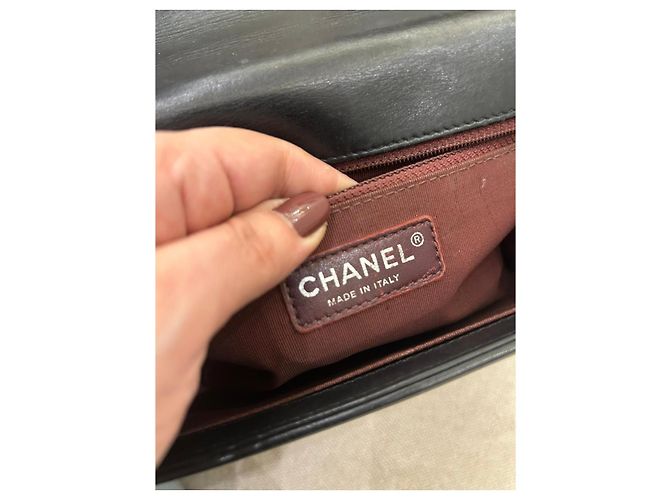 Chanel Boy Flap Borsa a spalla in pelle di agnello trapuntata argento Nero - vista 10