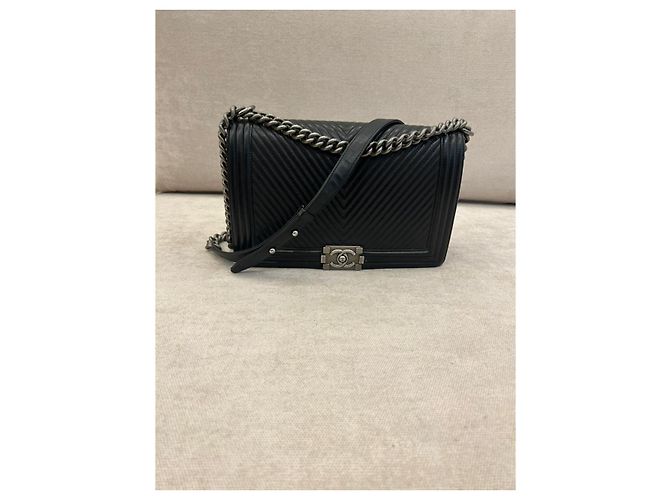Chanel Boy Flap Borsa a spalla in pelle di agnello trapuntata argento Nero - vista 2
