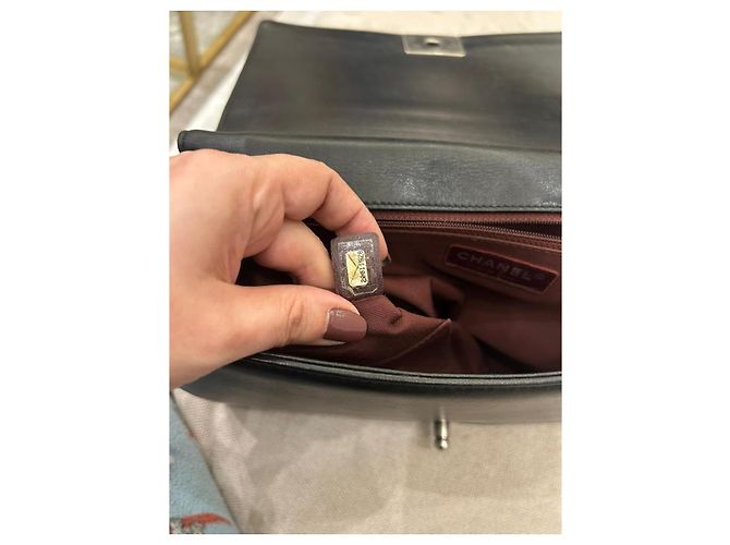 Chanel Boy Flap Borsa a spalla in pelle di agnello trapuntata argento Nero - vista 3