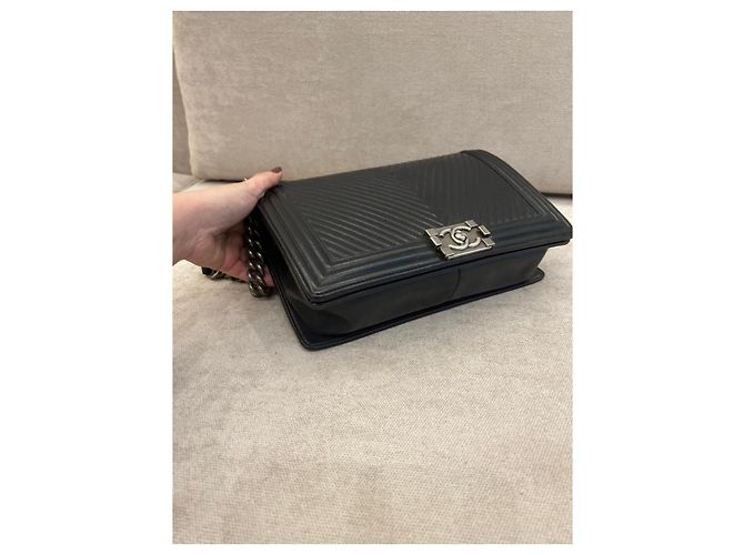 Chanel Boy Flap Borsa a spalla in pelle di agnello trapuntata argento Nero - vista 4