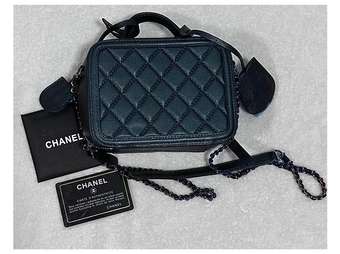 Chanel Filiarem Vanity Case Small de Couro Multicor - vista 3