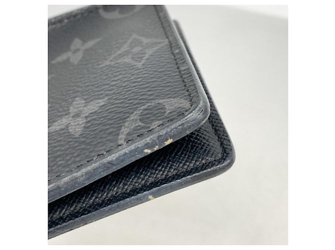 Slender Louis Vuitton Monogram Eclipse Bi-Fold Wallet Black - view 6