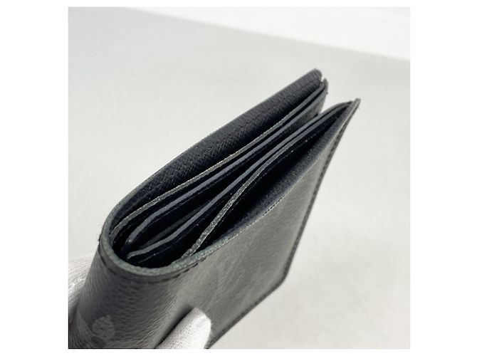 Slender Louis Vuitton Monogram Eclipse Bi-Fold Wallet Black - view 7