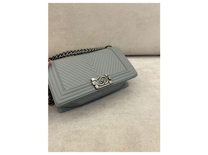 Chanel Boy Flap Borsa in pelle chevron grigia Grigio - vista 6