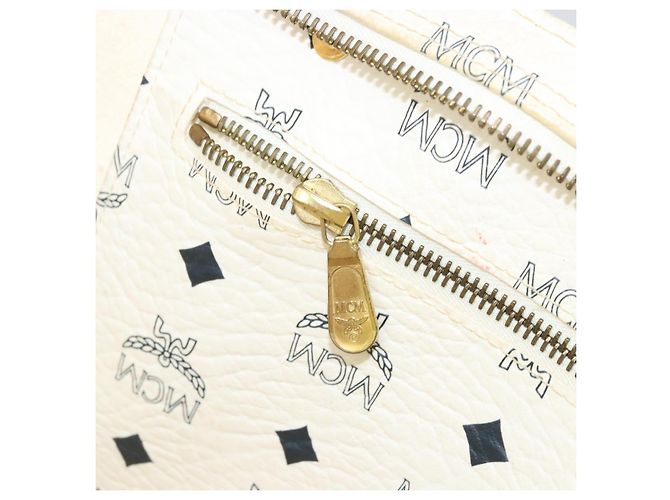 Borsa Tote Vicetos Logogram MCM in PVC Bianco e Oro Auth YKZ1154 D'oro - vista 20