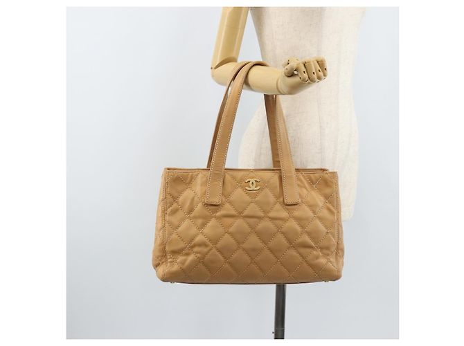 CHANEL Borsa a Mano Wild Stitch Pelle Beige Oro CC Auth AMZ064 D'oro - vista 25